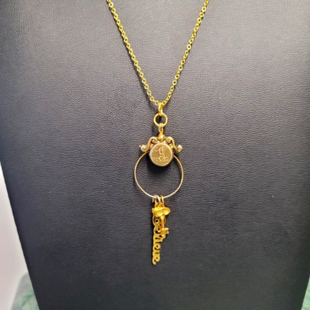 Vintage Gold Plated Believe Key Charm Necklace - Picture 8 of 10